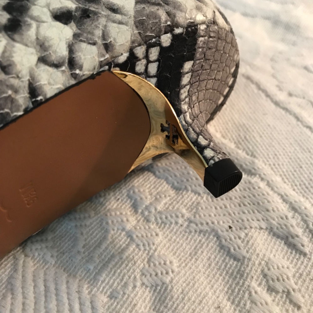Tory Burch Kitten Heels - Picture 11 of 12